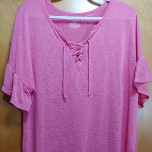 Comfy Single Ruffle Short Sleeve Tee 18/20